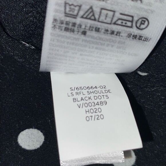 New Gap Ruffle Shoulder Long Sleeve Polka Dot‎ Blouse Rayon Black White S - Picture 16 of 16